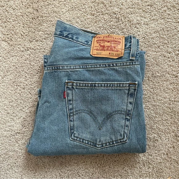 Levi’s 505 Jeans - Picture 2 of 8